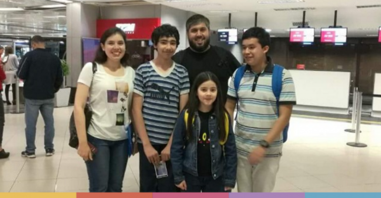 Jóvenes paraguayos sobresalientes en el Campeonato Mundial de Pokémon