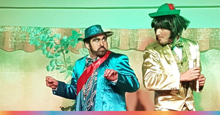El Flautista de Hamelin: Color, alegría y dinamismo