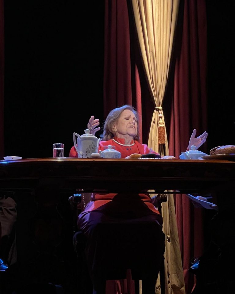 Día del Teatro 2026: el tiempo que el teatro todavía se toma.
