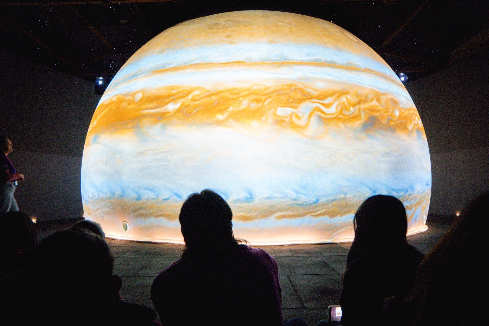 MuCi: shows en el planetario y actividades de ciencia y arte para todo junio