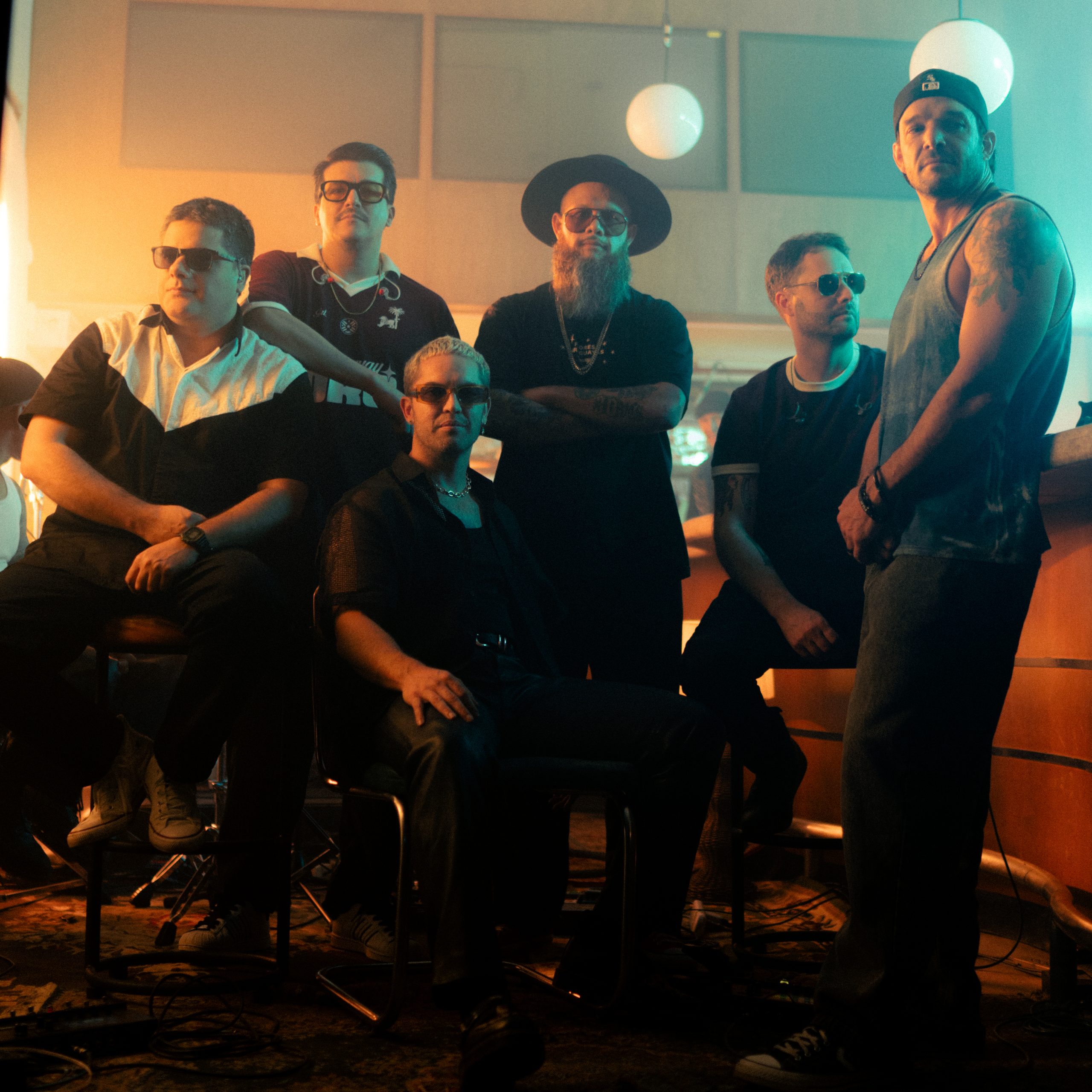 Kchiporros y Tierra Adentro juntos para la canción Aquellas Noches