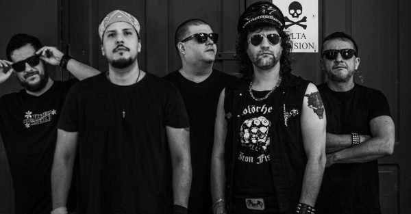 Integrantes de la banda Black Manzana