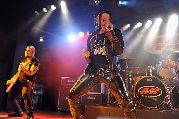 Michale Graves durante una presentación en vivo