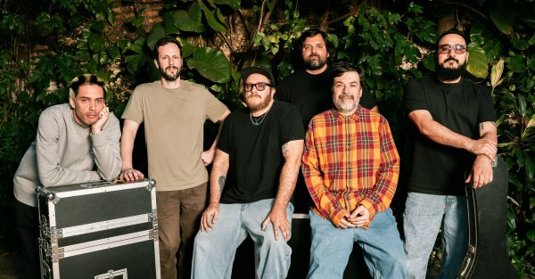 Integrantes de Ripe Banana Skins en una fotografía promocional