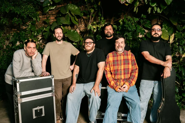 Integrantes de Ripe Banana Skins en una fotografía promocional